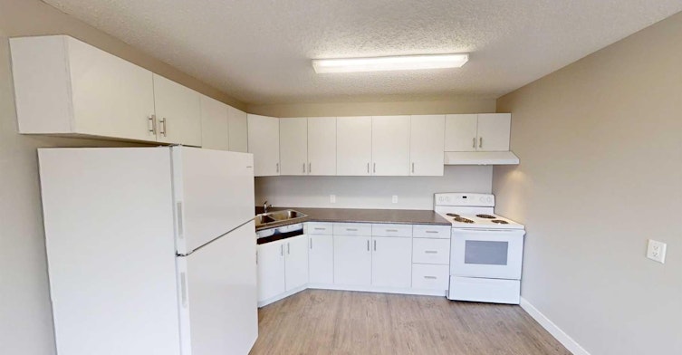 302-9926 105 Avenue, Grande Prairie, AB, T8V 1G9 - 4