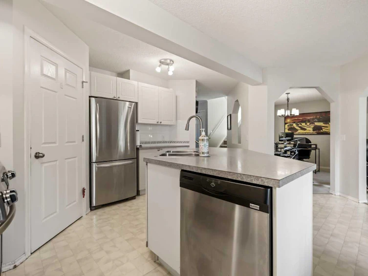 1732 Douglas Glen Grove SE, Calgary, AB, T2Z 0A6 - 8