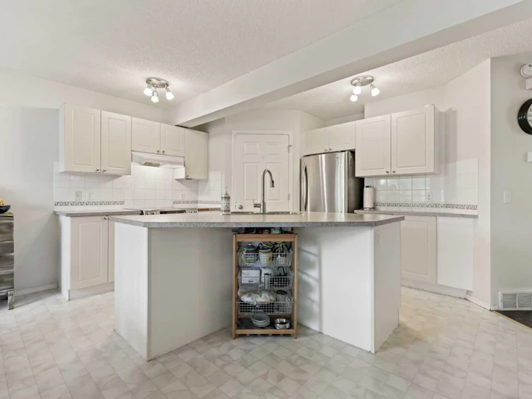 1732 Douglas Glen Grove SE, Calgary, AB, T2Z 0A6 - 14