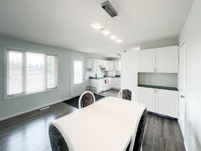 143 Peace River Ave - 5