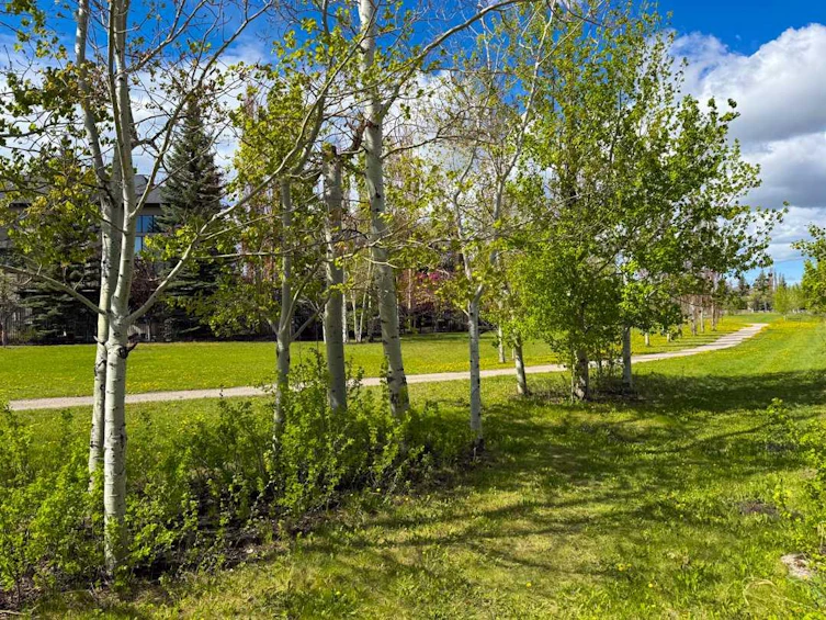 60 Aspen Woods Park SW, Calgary, AB, T3H 6H8 - 3