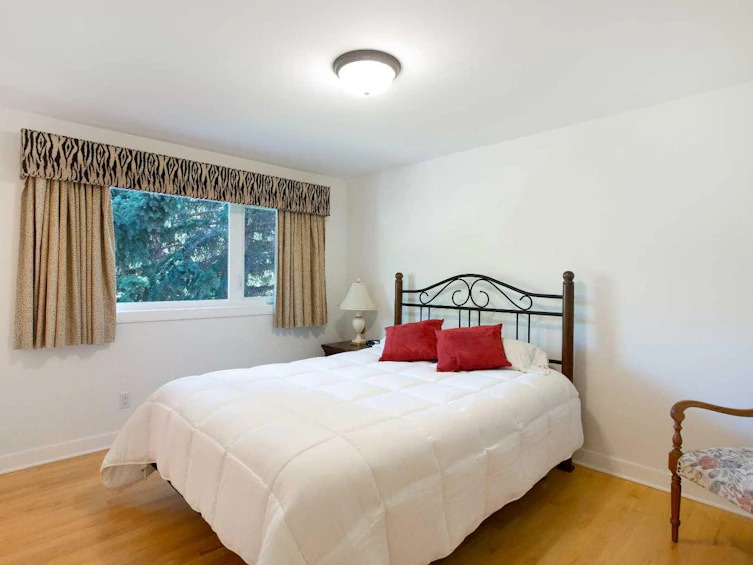 2 Varston Place NW, Calgary, AB, T3A 0B7 - 21