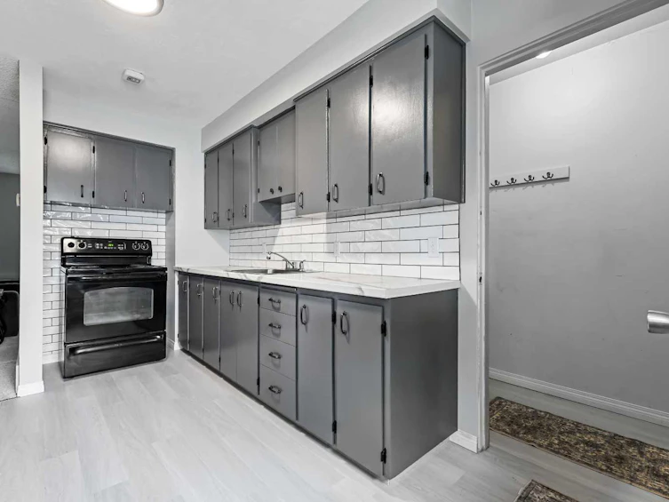 3122 42 Street SW, Calgary, AB, T3E 3M3 - 10