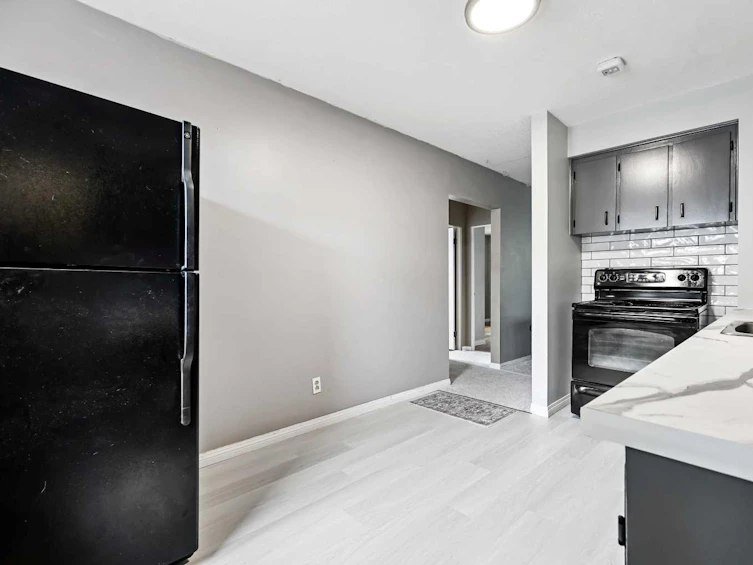3122 42 Street SW, Calgary, AB, T3E 3M3 - 13