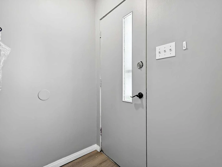 3122 42 Street SW, Calgary, AB, T3E 3M3 - 4