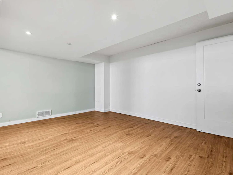 3122 42 Street SW, Calgary, AB, T3E 3M3 - 28
