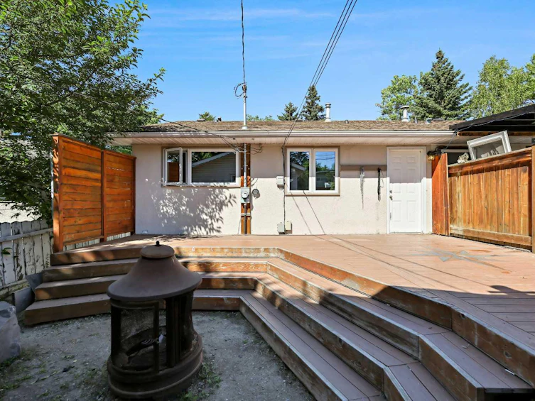 3122 42 Street SW, Calgary, AB, T3E 3M3 - 37