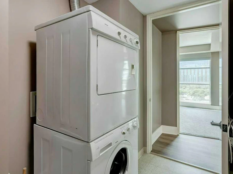 701-205 Riverfront Avenue SW, Calgary, AB, T2P 0A9 - 20