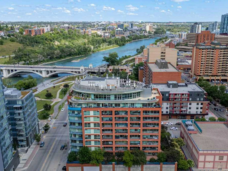 701-205 Riverfront Avenue SW, Calgary, AB, T2P 0A9 - 33
