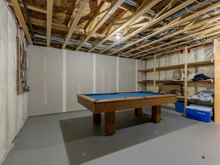 2-225 Silkstone Road W, Lethbridge, AB, T1J 4J9 - 25