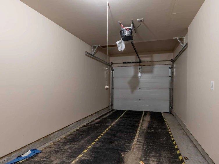 2-225 Silkstone Road W, Lethbridge, AB, T1J 4J9 - 29