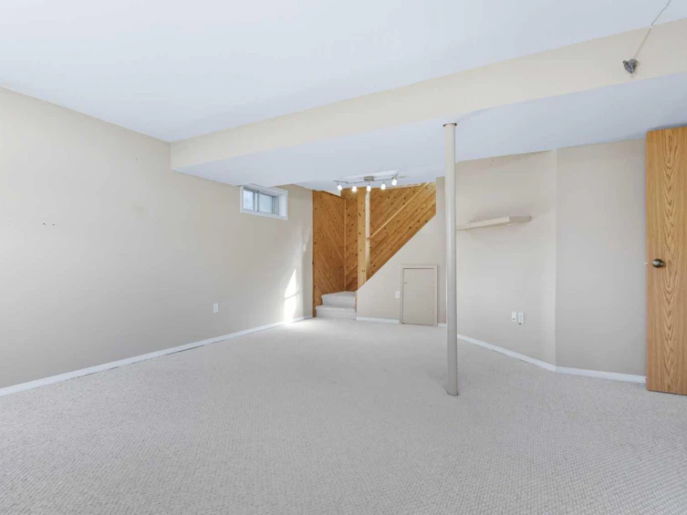 5335 56 Street, Rocky Mountain House, AB, T4T 1H4 - 29