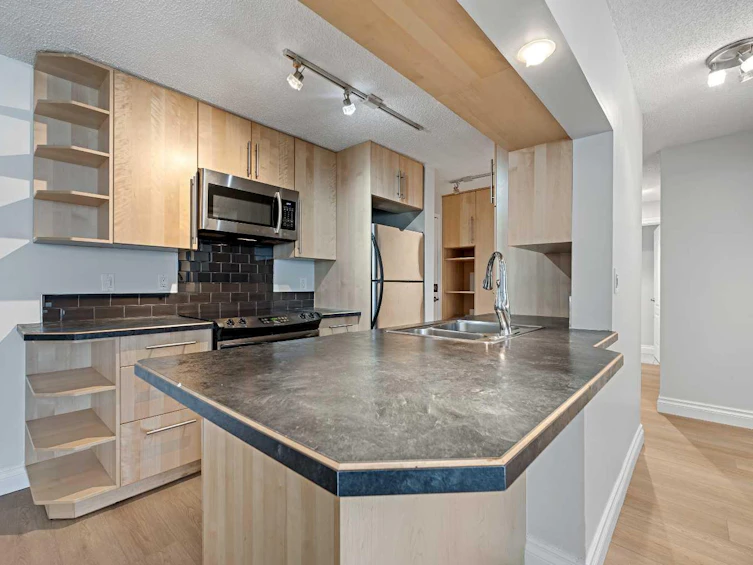 207-630 57 Avenue SW, Calgary, AB, T2V 0H4 - 8