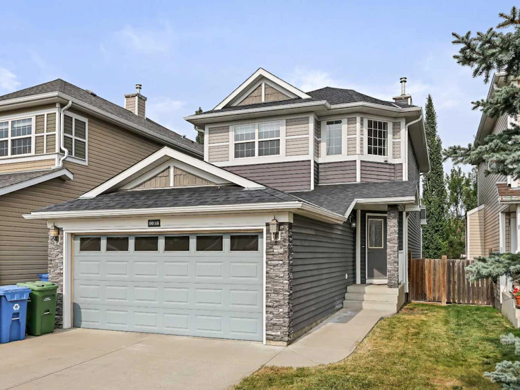 8018 Cougar Ridge Avenue SW, Calgary, AB, T3H 5S1