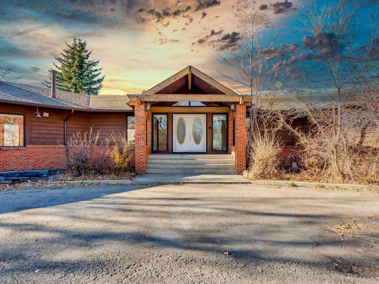 11 Georgian Estates, Rural Rocky View County, AB, T1Z 0K1
