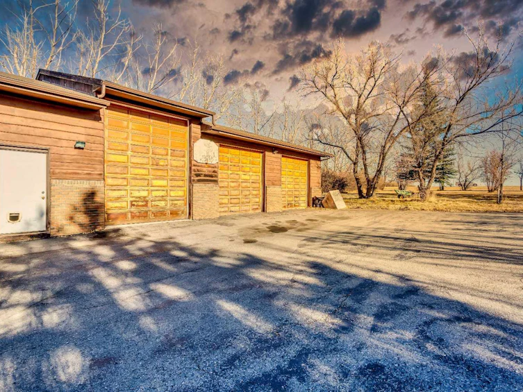 11 Georgian Estates, Rural Rocky View County, AB, T1Z 0K1 - 2