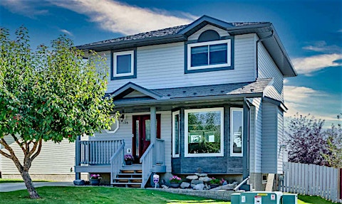 126 Elizabeth Way SE, Airdrie, AB, T4B 3T7