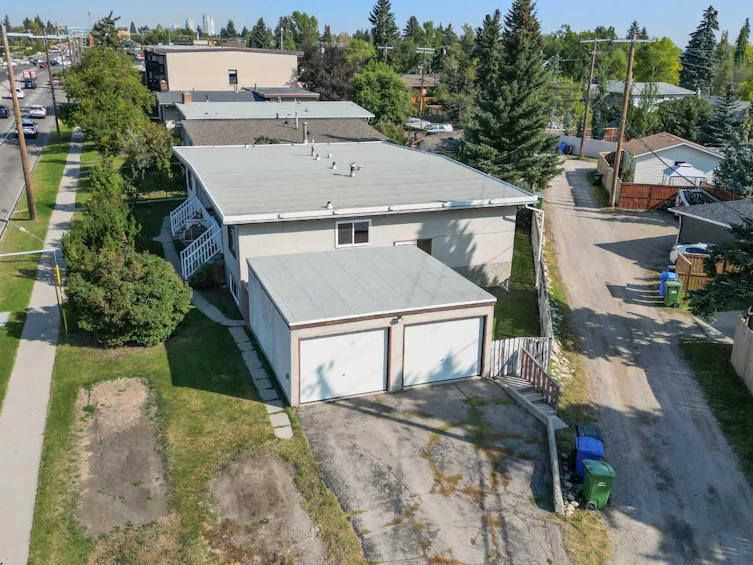 3734 37 Street SW, Calgary, AB, T3E 3C3 - 50