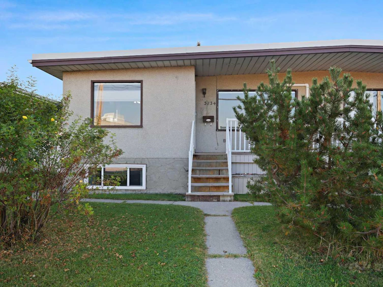 3734 37 Street SW, Calgary, AB, T3E 3C3 - 3