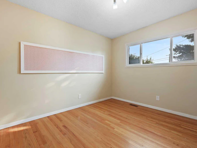 3734 37 Street SW, Calgary, AB, T3E 3C3 - 21