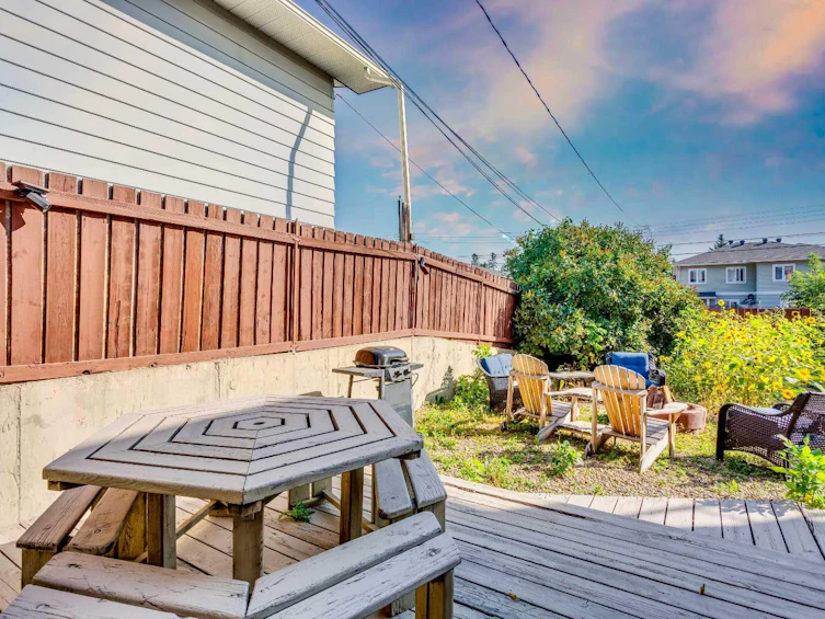1522 35 Street SE, Calgary, AB, T2A 1B3 - 17