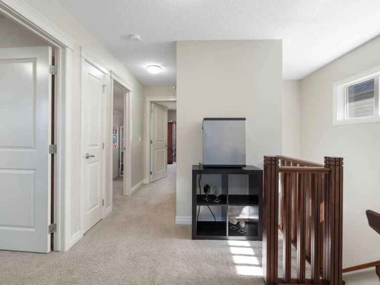 22 Hillcrest Street SW, Airdrie, AB, T4B 0Y5 - 22