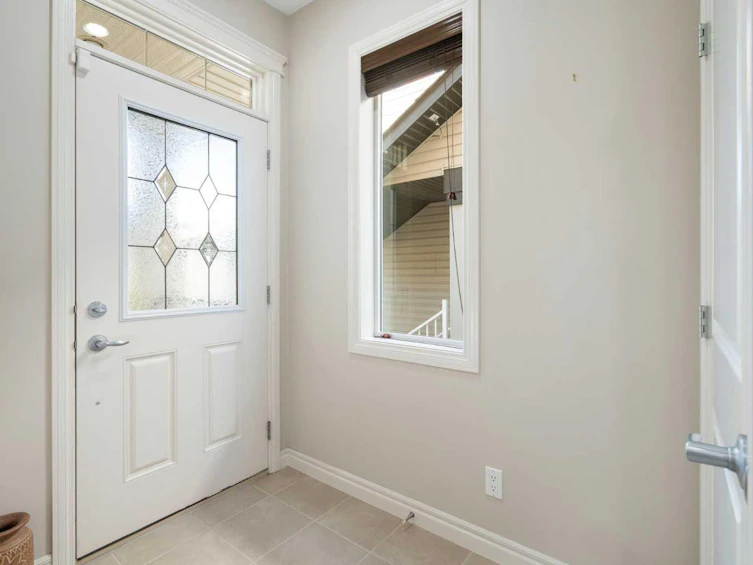 22 Hillcrest Street SW, Airdrie, AB, T4B 0Y5 - 4