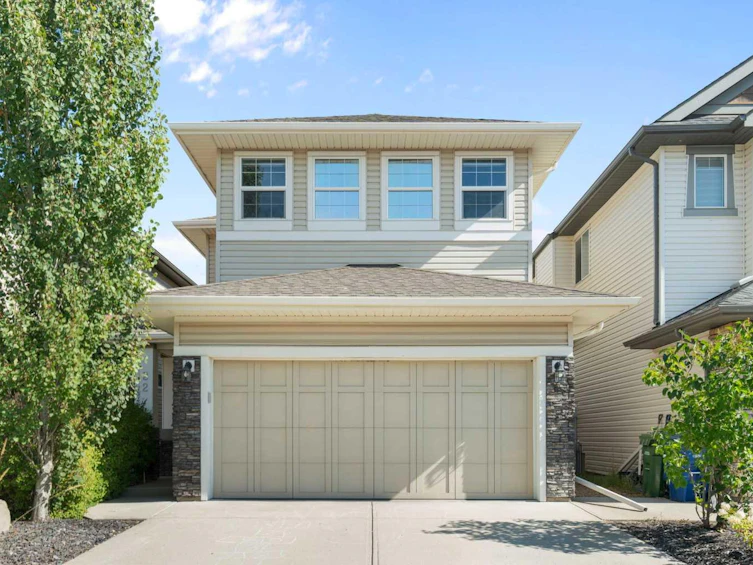 22 Hillcrest Street SW, Airdrie, AB, T4B 0Y5