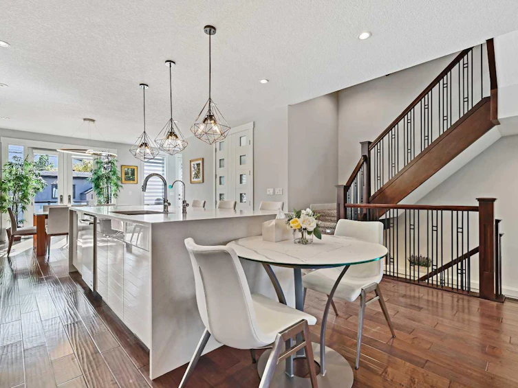 1604 46 Street NW, Calgary, AB, T3B 1A9 - 4