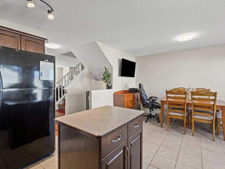 199 Cranberry Close SE, Calgary, AB, T3M 0B5 - 12