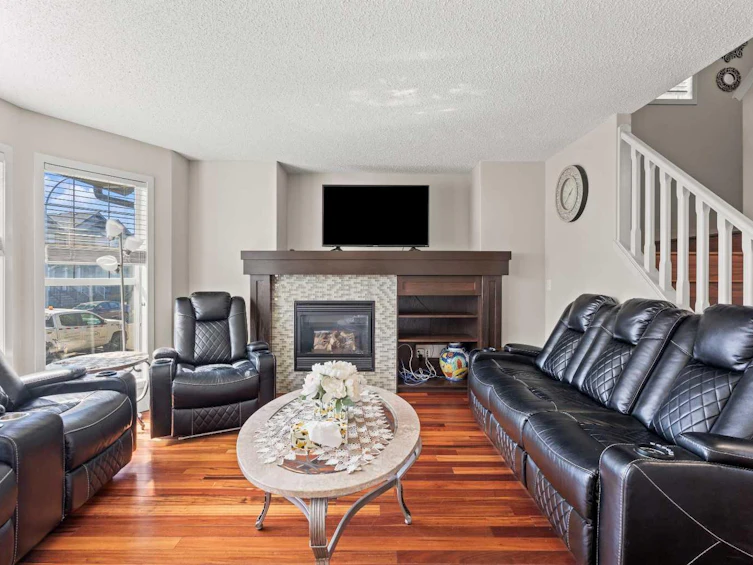 199 Cranberry Close SE, Calgary, AB, T3M 0B5 - 3
