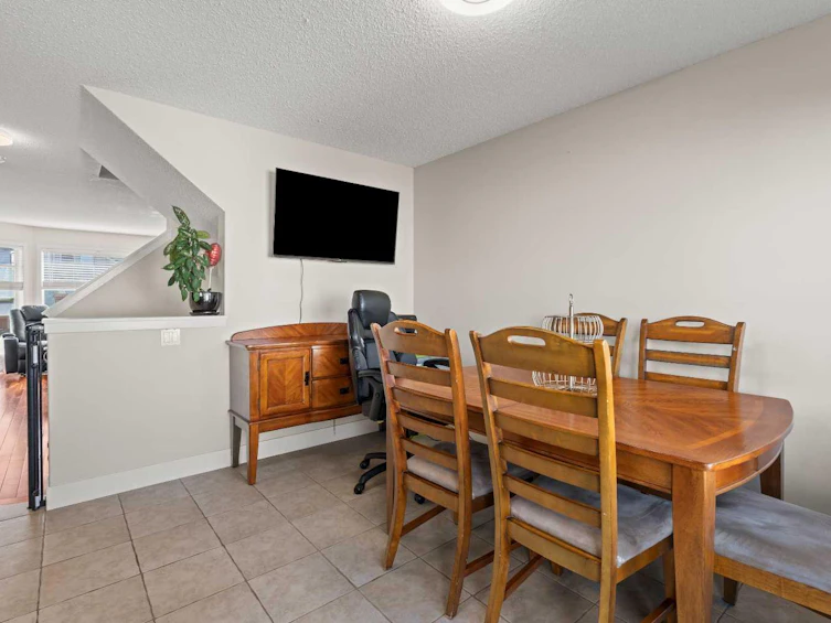 199 Cranberry Close SE, Calgary, AB, T3M 0B5 - 14
