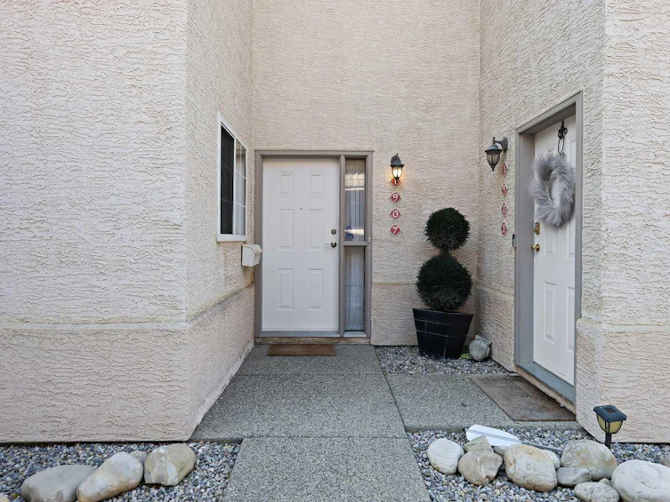 1907 Patterson View SW, Calgary, AB, T3H 4B9