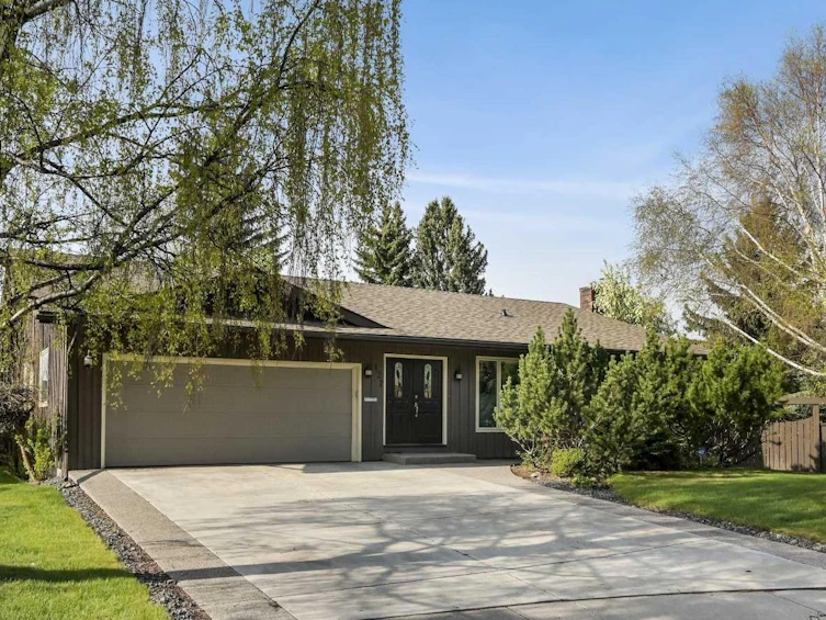127 Varsity Estates Grove NW, Calgary, AB, T3B 4C8 - 2