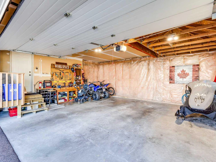 127 Canoe Place SW, Airdrie, AB, T4B 2L5 - 37