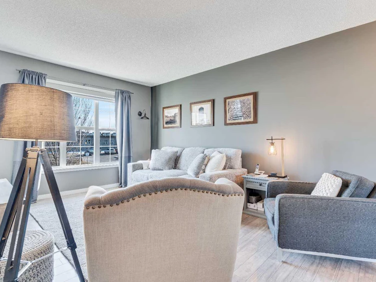 297 Mahogany Boulevard SE, Calgary, AB, T3M 2G6 - 5