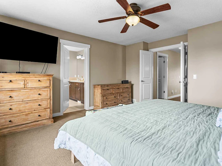 4746 Elgin Avenue SE, Calgary, AB, T2Z 0M6 - 23
