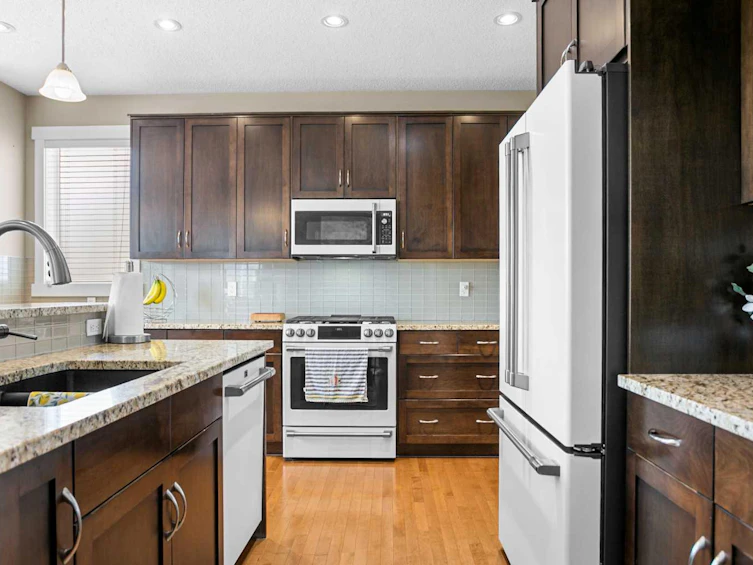 4746 Elgin Avenue SE, Calgary, AB, T2Z 0M6 - 17