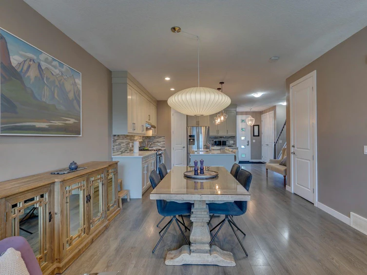 2817 & 2815 16 Avenue SE, Calgary, AB, T2A 0M7 - 13