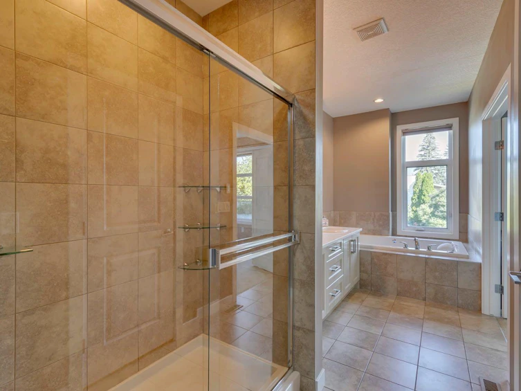 2817 & 2815 16 Avenue SE, Calgary, AB, T2A 0M7 - 25
