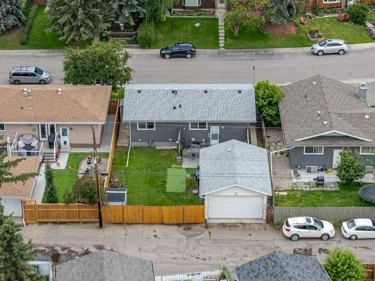 5127 Marian Road NE, Calgary, AB, T2A 2Y2 - 34