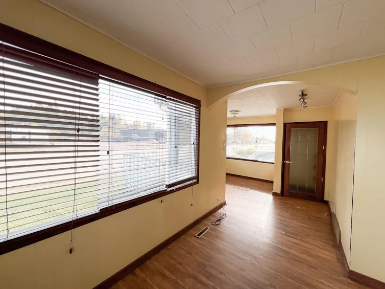 5120 50 Street, Smoky River M.D., AB, T0H 1S0 - 8