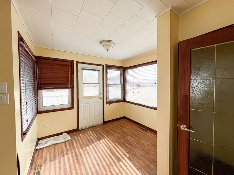 5120 50 Street, Smoky River M.D., AB, T0H 1S0 - 9