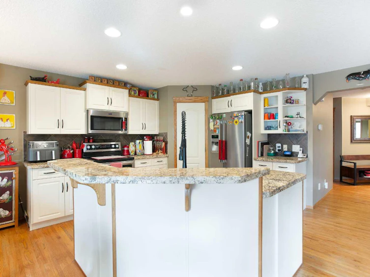 196 Brightondale Close SE, Calgary, AB, T2Z 4M6 - 9