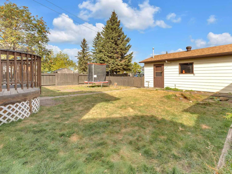 5336 37a Street, Innisfail, AB, T4G 1E5 - 6