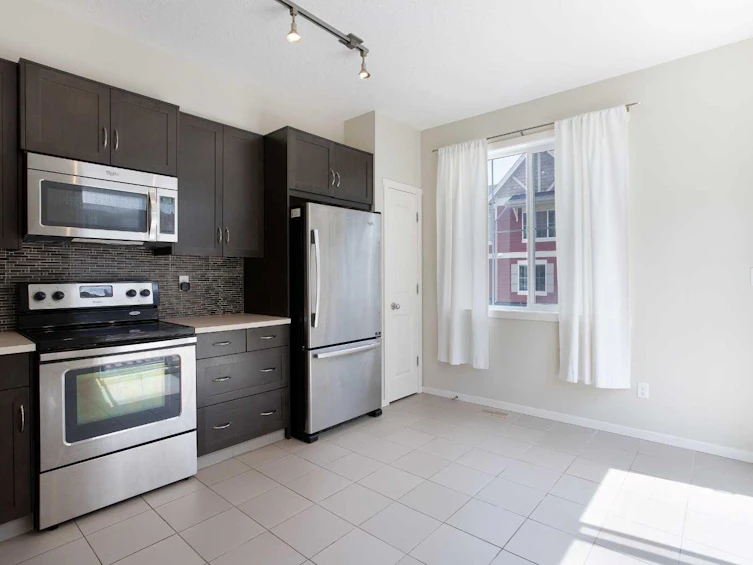 19 Kinlea Common NW, Calgary, AB, T3K 3Z5 - 4