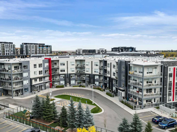 115-8530 8a Avenue SW, Calgary, AB, T3H 6A7