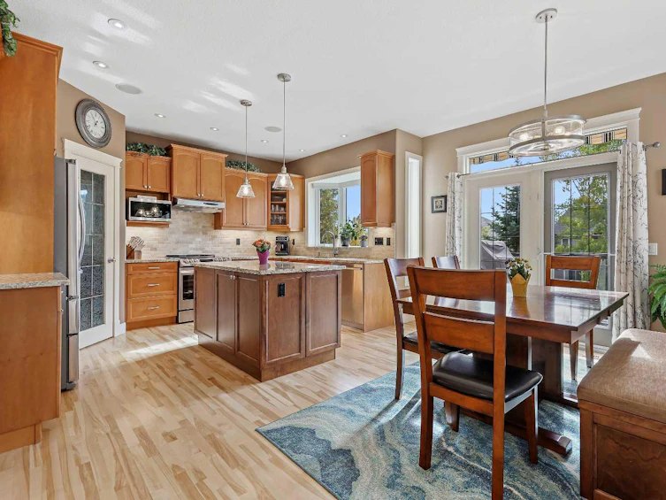209 Discovery Ridge Way SW, Calgary, AB, T3H 5G2 - 8