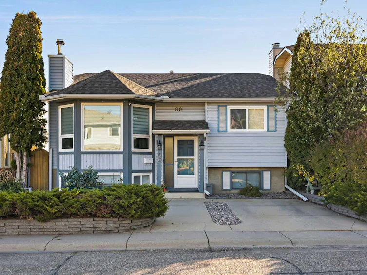 60 Ventura Road NE, Calgary, AB, T2E 8E9