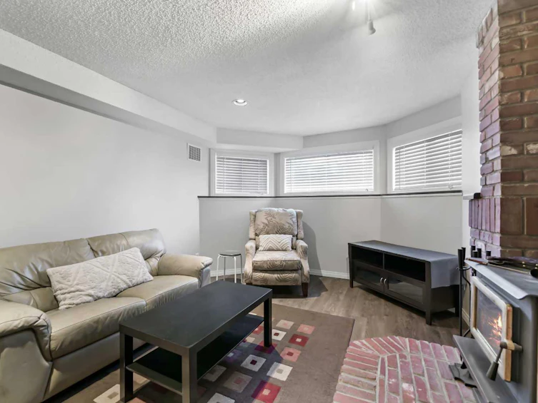 60 Ventura Road NE, Calgary, AB, T2E 8E9 - 23